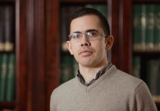 ДОКТОРАТИ: Марко Опачић ДОКТОРАТИ: Марко Опачић