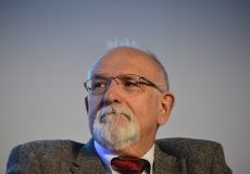 ИНТЕРВЈУ: Академик Зоран Поповић ИНТЕРВЈУ: Академик Зоран Поповић