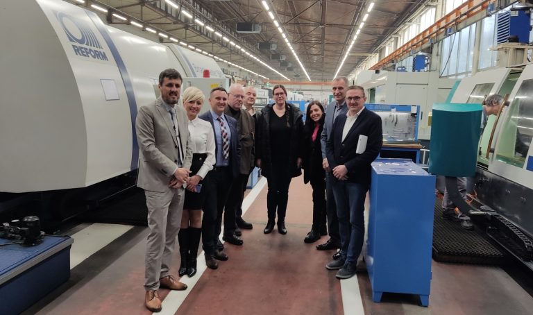 PARTNERS: Visit to “UNIOR Components” company from Kragujevac