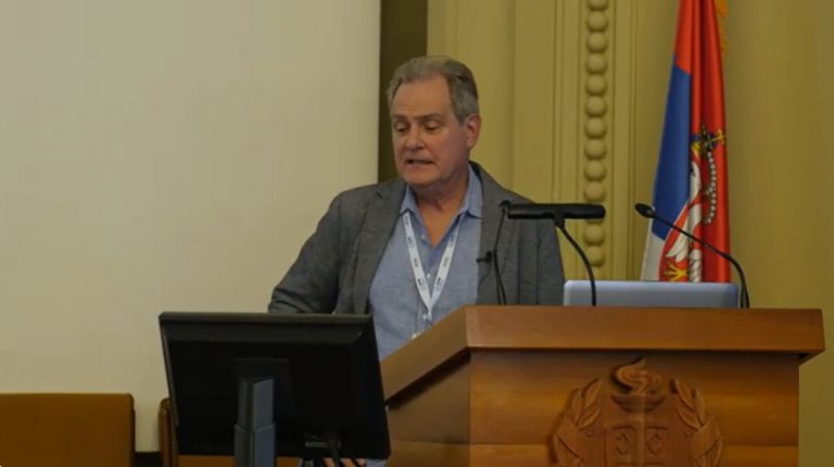 ВИДЕО: Предавање др Питера Хиршфелда о суперпроводности