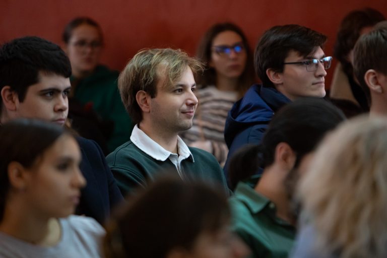 ПОСЕТЕ: Отворена врата Института за студенте