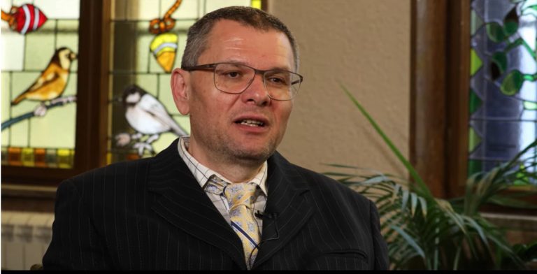 ВРТ ФИЗИКЕ СПЕЦИЈАЛ: Проф. др Бранислав Николић